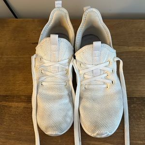 Cloud Foam Adidas size 7.5